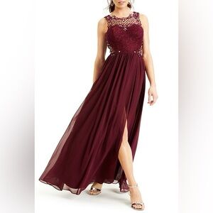 City Triangles Burgundy Maxi Dress - Size:M